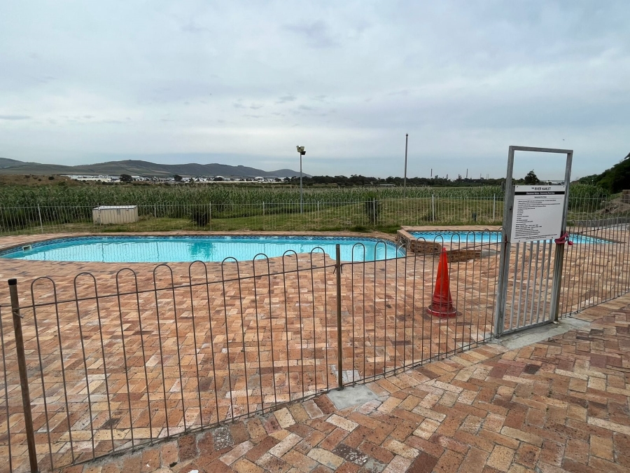 2 Bedroom Property for Sale in Table View Western Cape